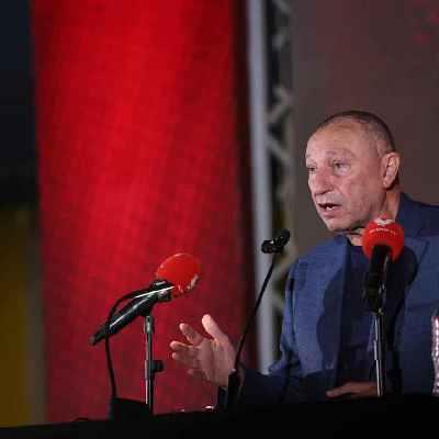 news photo